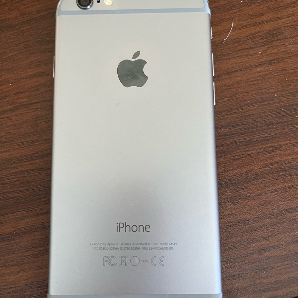 iPhone 5  works great no breaks on glass.
